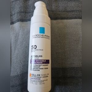 La Roche-Posay Anthelios UVmune Daily Invisible Sunscreen